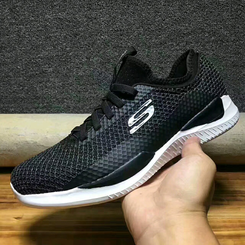 SKECHERS-2017新款輕量跑步鞋 透氣彈力編織鞋面 彈力避震鞋底 9.99成新 US9.5