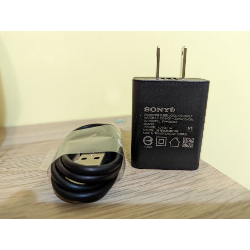 SONY手機 旅充UCH20/耳機MH750