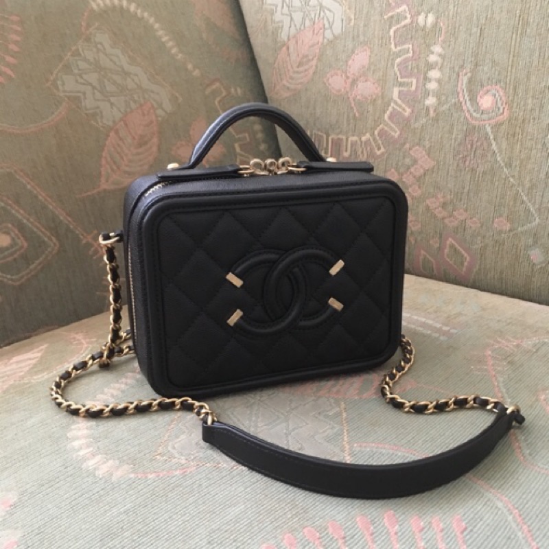 Chanel vanity case for nikibabe1008