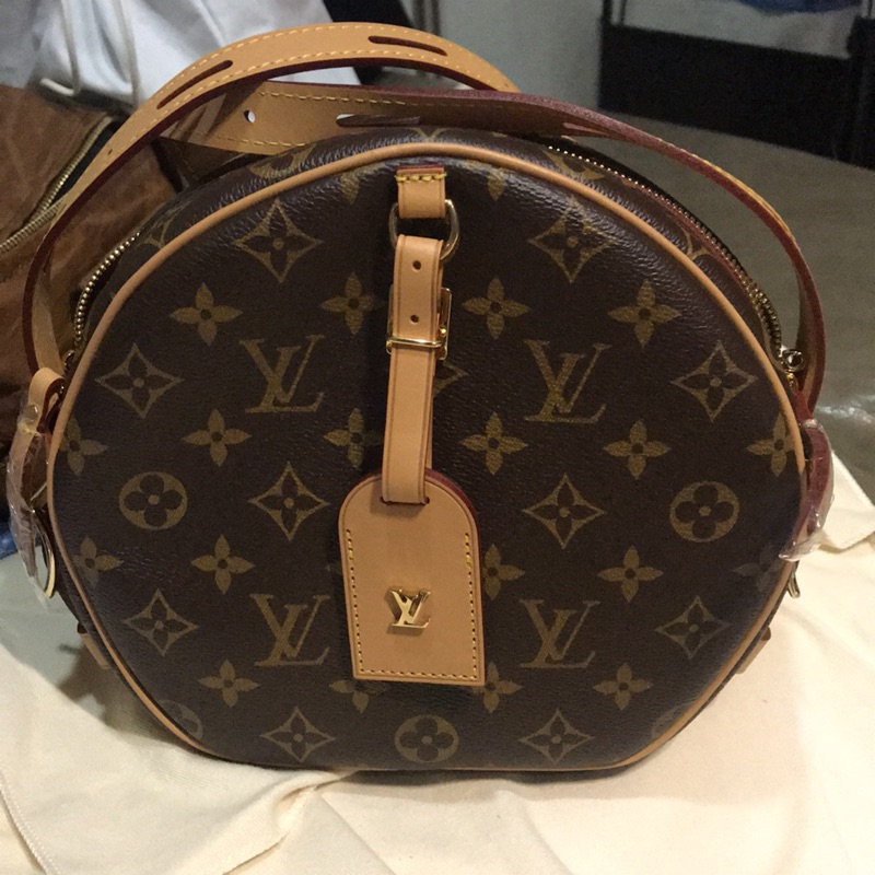 lv 超級限量款 全新真品 圓餅包 斜背包