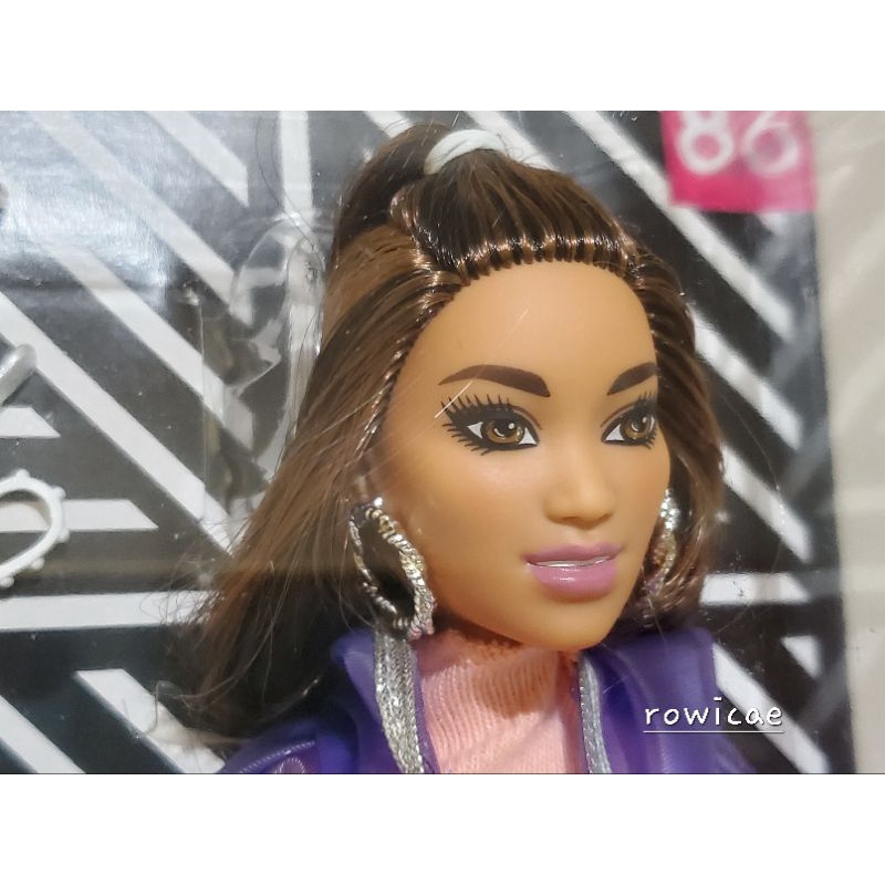 收藏型 💙 現貨 正版 芭比娃娃 時尚達人 Mattel Barbie Fashionistas Doll #86