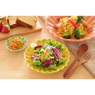 現貨 日本製 美濃燒 陶瓷 黃色菊型餐盤 小菜盤 小菜盤 瓷盤 盤子 盤 陶瓷盤 日式餐盤 碗盤器皿 富士通販