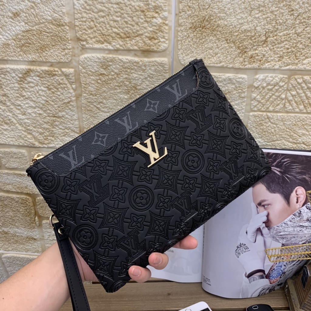 Lv男生手拿包 Ptt Dcard討論與高評價網拍商品 21年8月 飛比價格