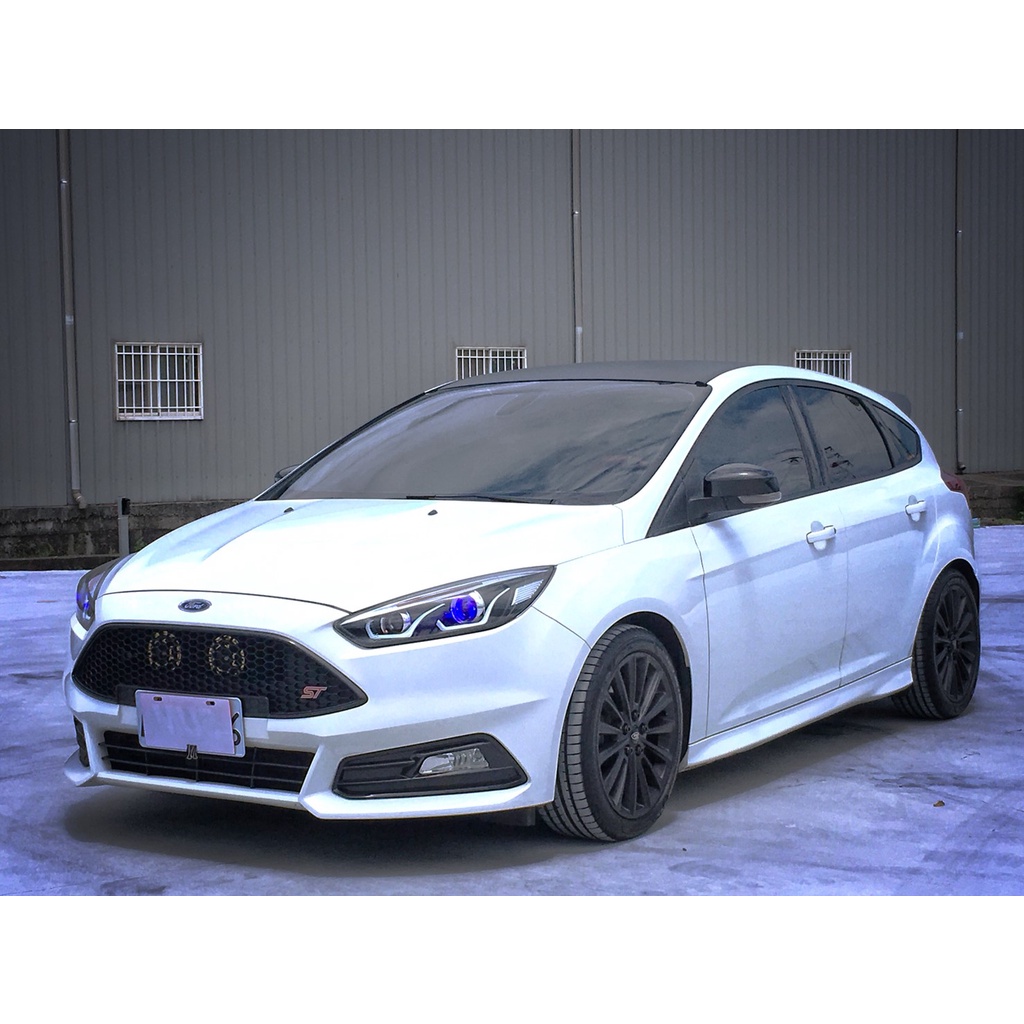 2016 Ford Focus 1.5 FB搜尋 :『K車庫』#強力貸款、#全額貸、#超額貸、#車換車結清前車貸