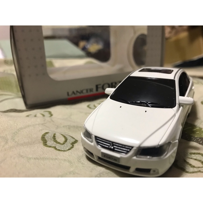 三菱 國產原廠 fortis lancer 稀少家庭版白盒版 白色模型 迴力車
