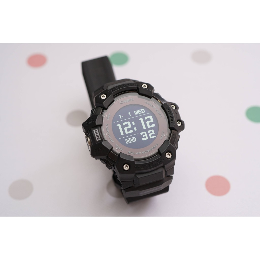 九成新 Casio GBD-H1000-1 G-SQUAD 運動系列 (GBD-H1000 心率、GPS、藍牙) 手錶
