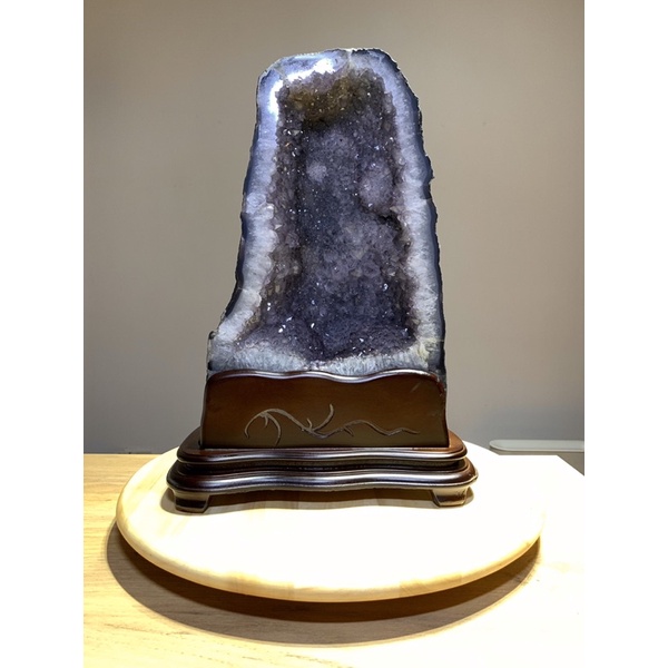 豐盛的大地之物～晶洞 巴西 紫晶洞 鈦晶 木型11.7公斤 避邪 招財 天然 紫水晶