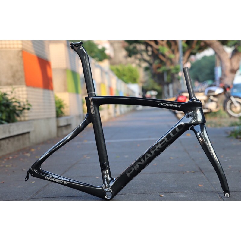 售完PINARELLO DOGMA F8 鑽石黑 一級車架