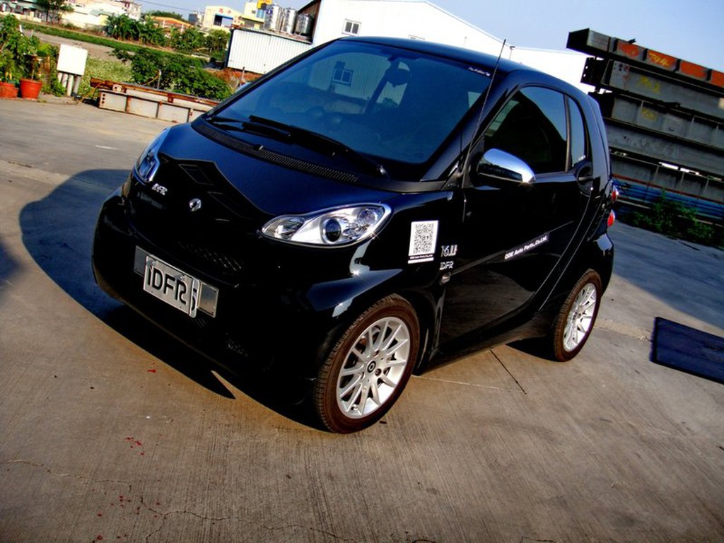 【自售】Smart Fortwo 2012 52kw mhd passion