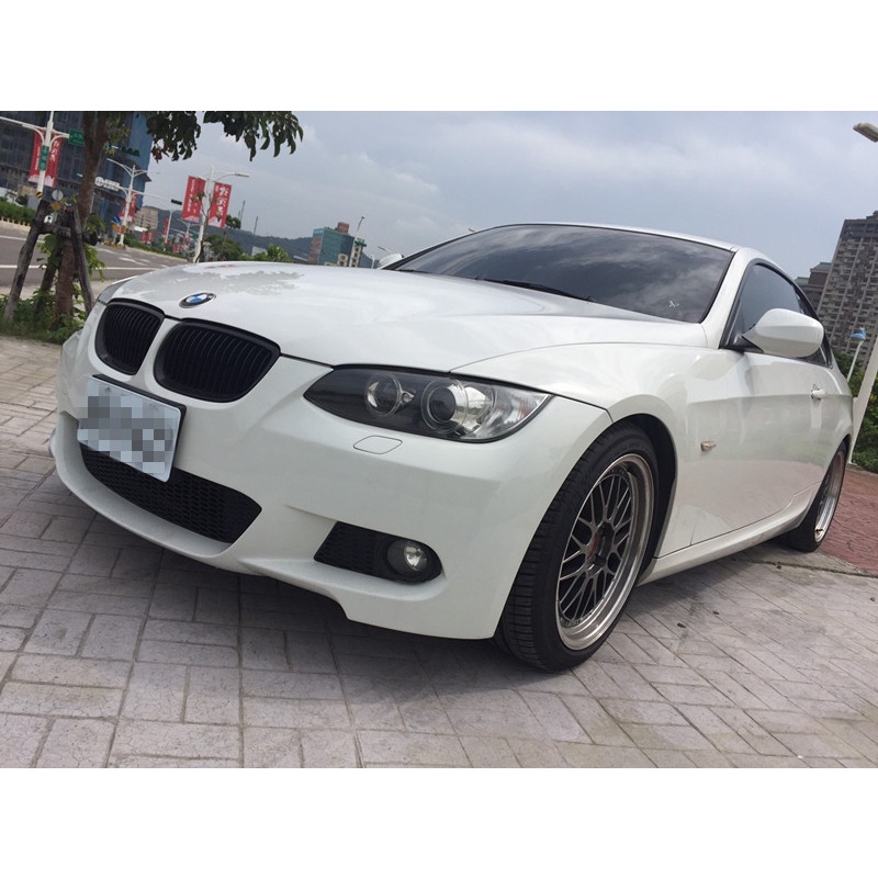 臉書:硬硬的車庫😎寶馬 BMW 320CI 2.0 白 09年 中古車 二手車 桃園 汽車 車用 強力過件