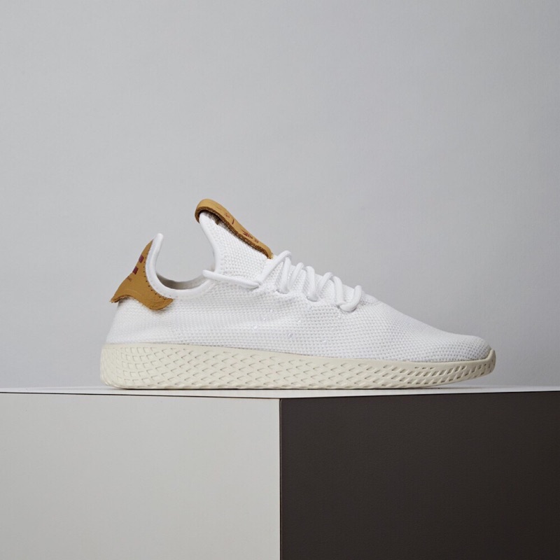 ［全新］愛迪達 Adidas Pw Tennis Hu Pharrell菲董 女款 白棕 三葉草 運動 休閒鞋