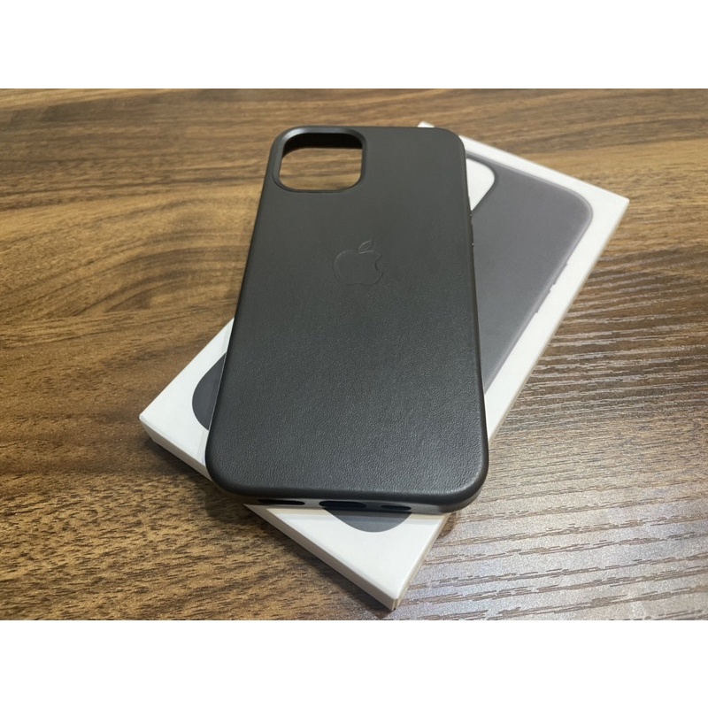 iPhone12 pro 原廠皮革保護殼