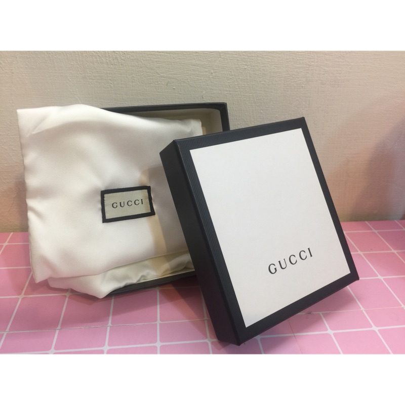 Gucci 紙盒+防塵袋
