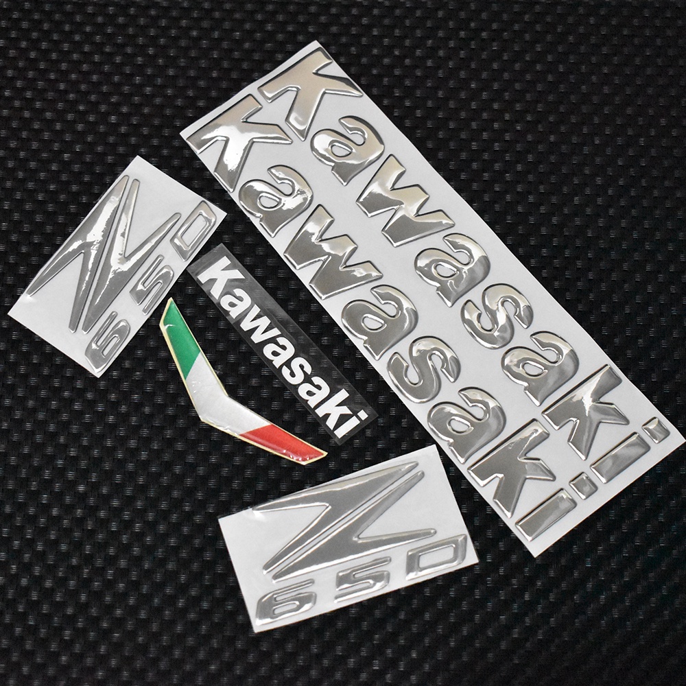 川崎 Z650 650RS 忍者 650RS 忍者 650 的 3D 摩托車徽標貼紙和標誌徽章貼花坦克輪貼紙