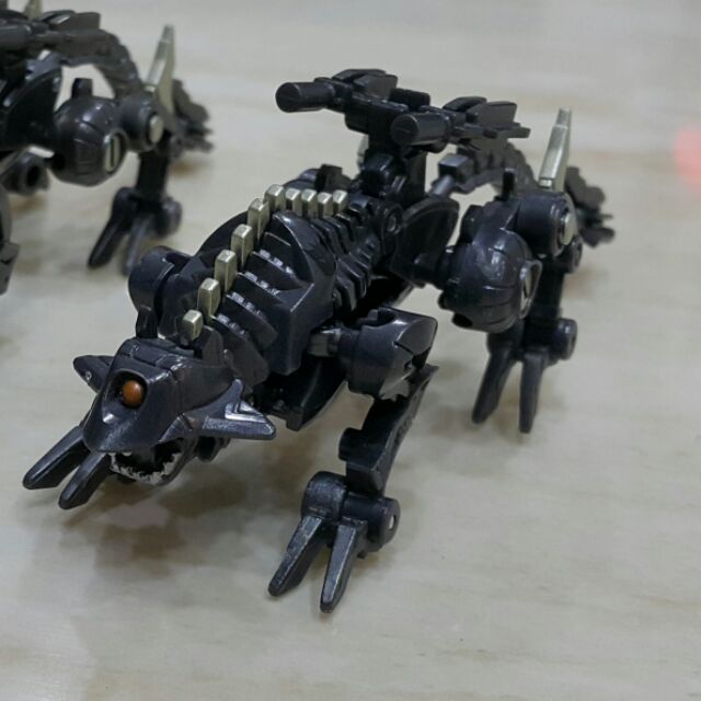 剩1 變形金剛 傳奇級 戰犬 機械狗 機械犬 搭 ss99 ss101 ss104 ss109 ss117 ss118