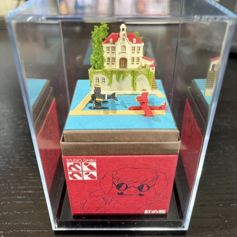 《 吉卜力工作室 》 日版 SANKEI 紙雕 完成品 含專用盒 吉卜力 宮崎駿 紅豬 波魯克 吉娜 紙模型