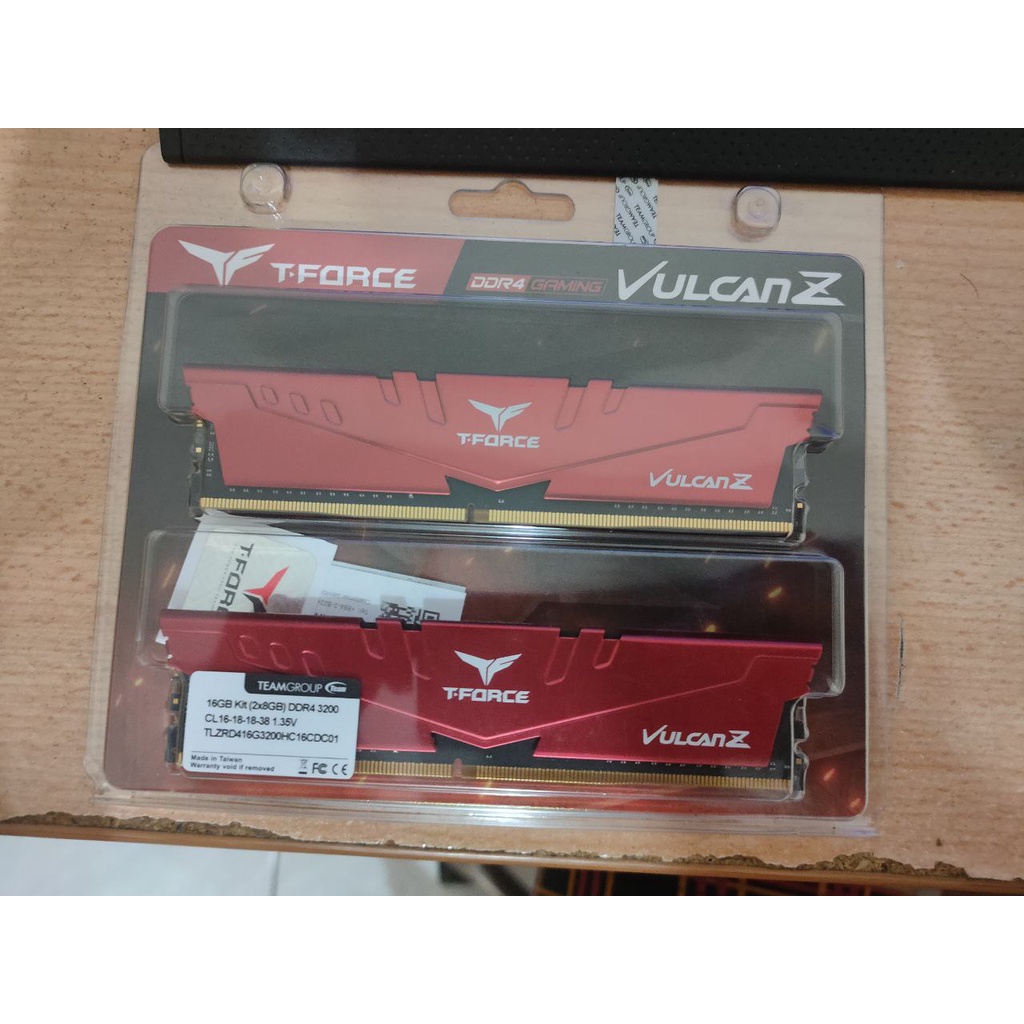 TEAM十銓 T-Force Vulcan Z 火神散熱片 16G(8GBx2) DDR4-3200 記憶體 二手