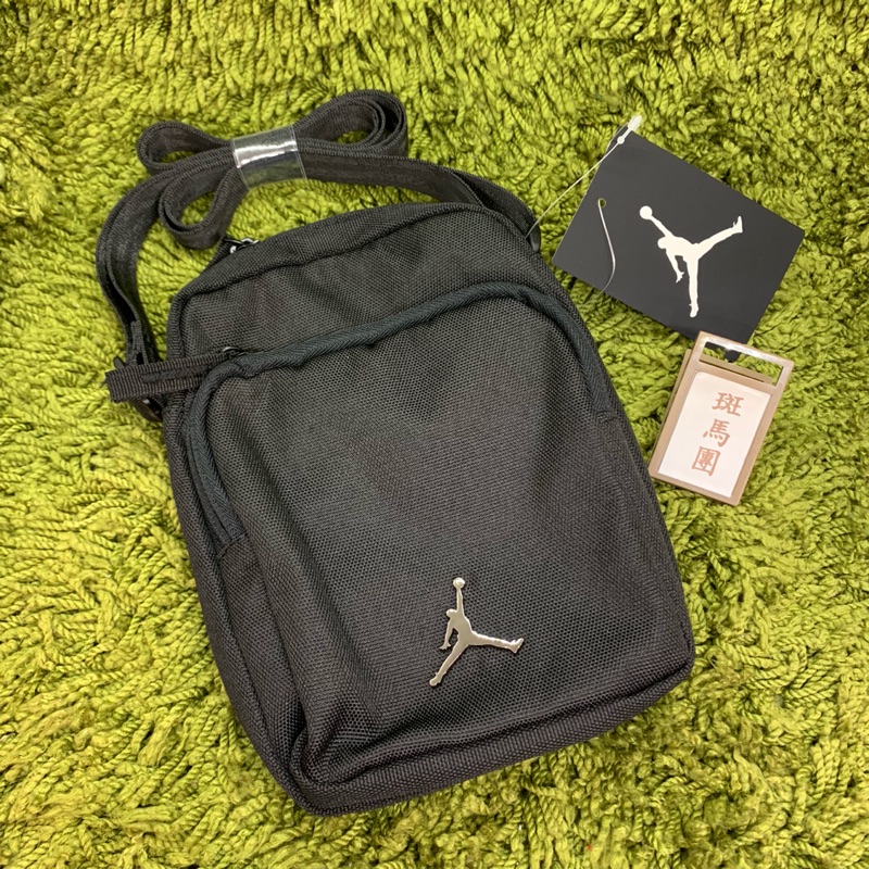 🌹斑馬團🌹Nike Jordan 小側背包/小包/經典/百搭/9A0070-023