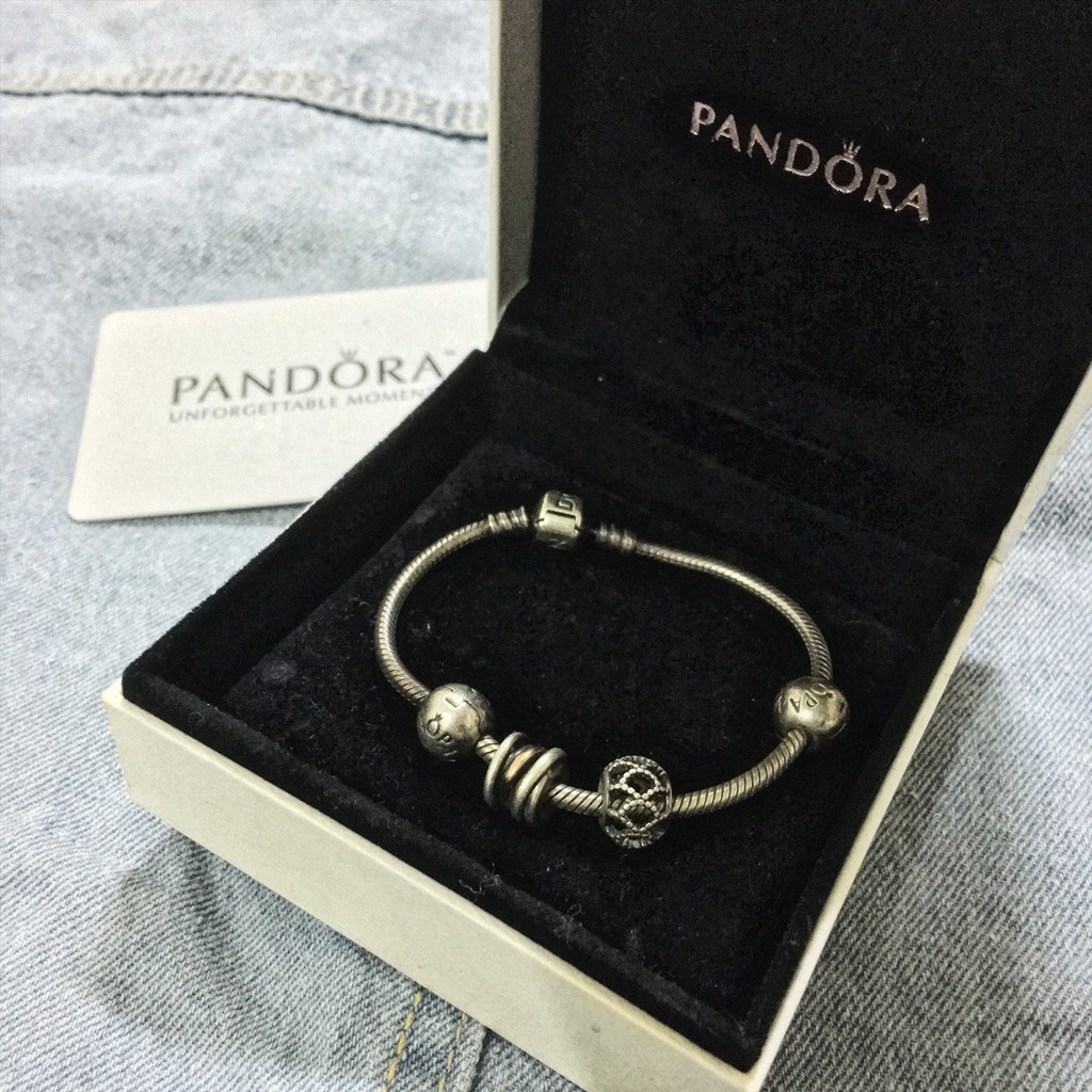 (二手)正品Pandora潘朵拉 銀手鍊*1+安全扣*2+串飾*1 原價9,000  超低價3000