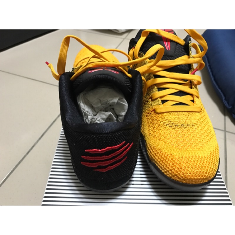 Kobe11 李小龍配色 Nike US10.5 籃球鞋 低筒 全新