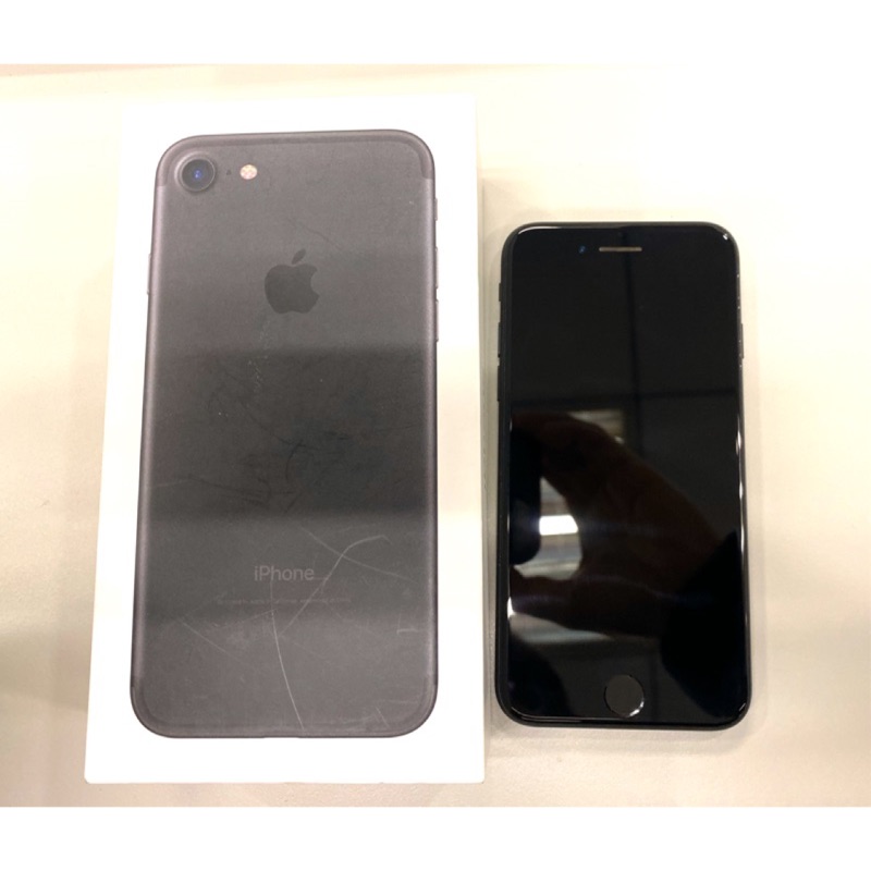 Apple iPhone 7 128g 二手 黑 霧黑 贈原廠傳輸線、原廠豆腐頭、手機殼2個