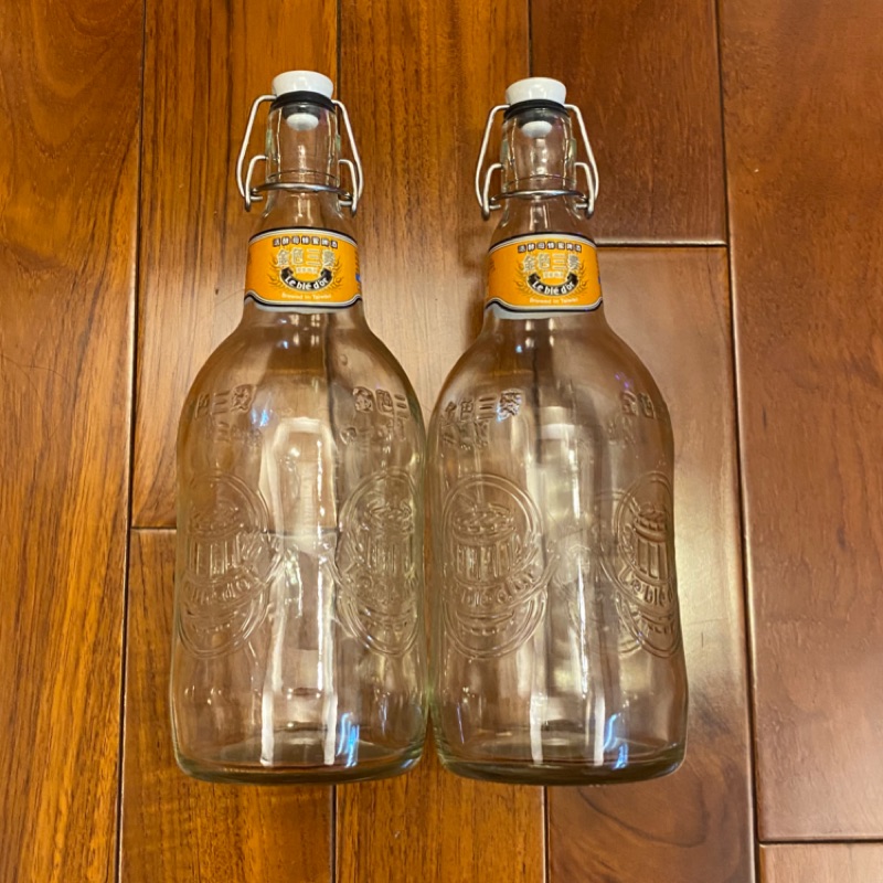 金色三麥限量版透明啤酒瓶、保冰袋組