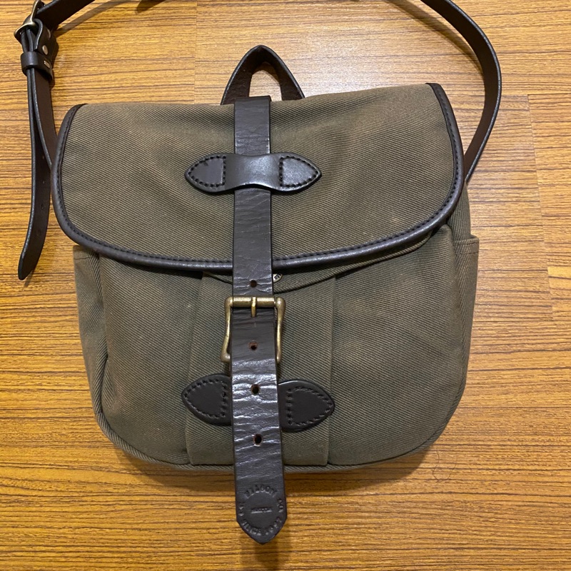 二手FILSON SMALL FIELD BAG 230 橄欖綠色側背包 隨身包