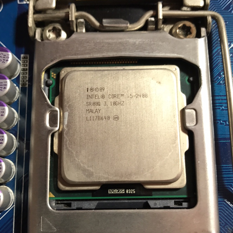 Intel i5-2400 中古 買就送主機板P61-USB3 附擋板