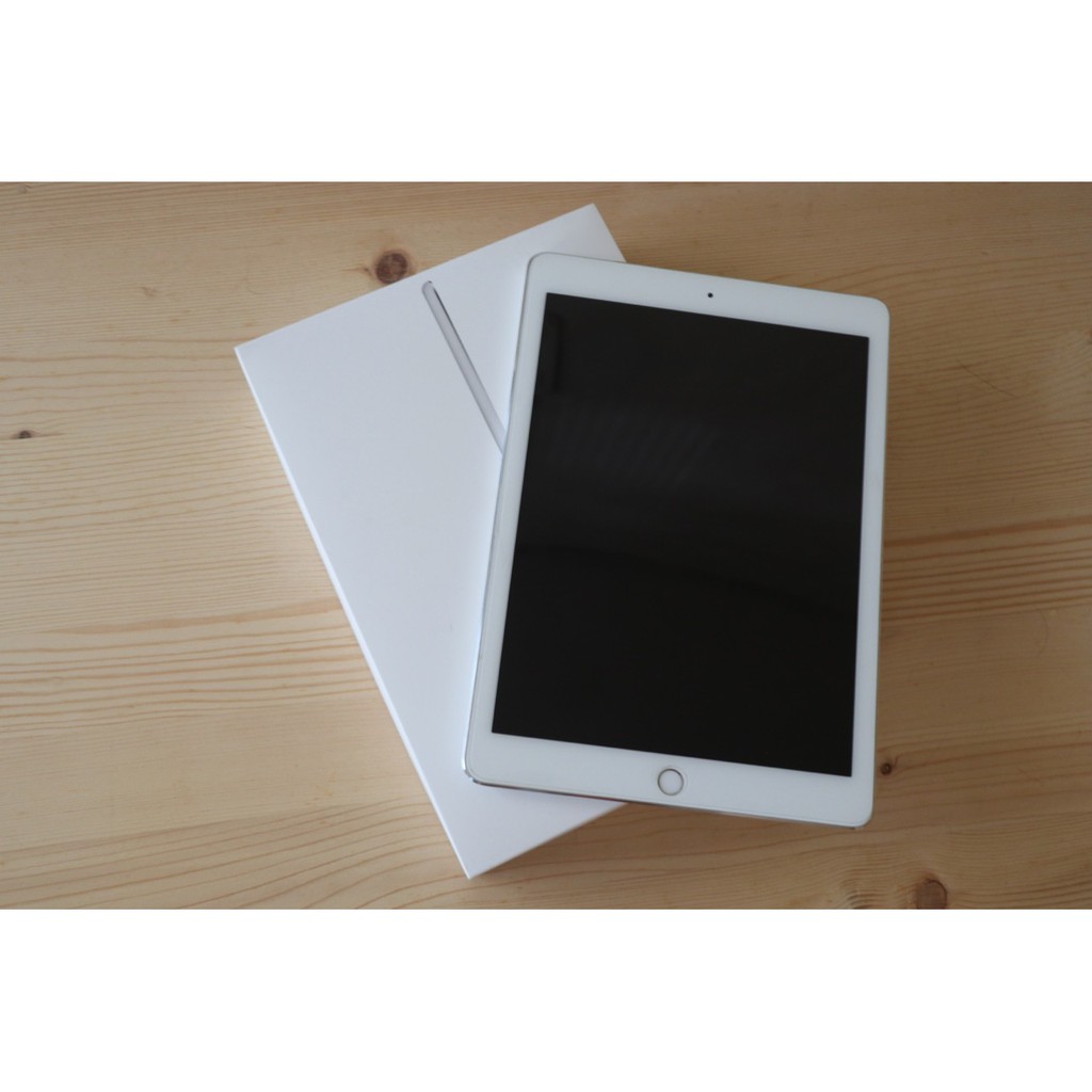 二手 iPad Pro 9.7” 128G WIFI Silver 銀色