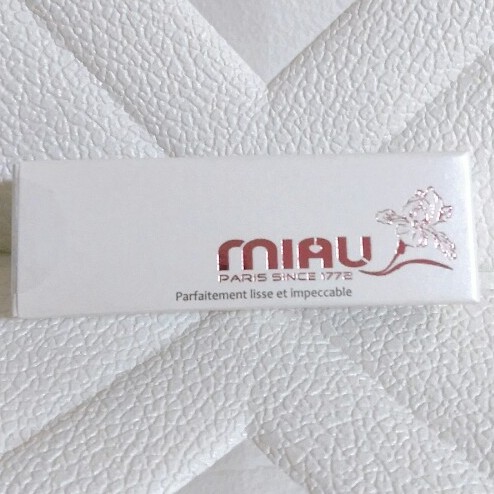 (現貨) MIAU 護唇膏 潤唇膏 原廠公司貨 溫潤瑰蜜修護精華膏 (3.8g/支 ) 唇唇慾滴花漾