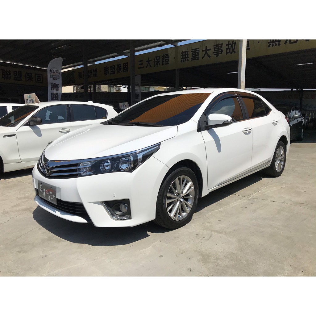 2015年 TOYOTA ALTIS 1.8L 白色 →國民超神車←   「HOT認證車」