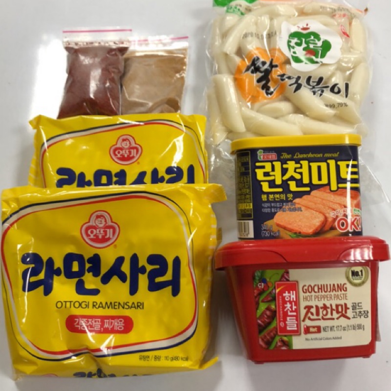韓國 韓多 部隊鍋組合 辣椒粉 牛肉粉 辣椒醬 年糕 泡麵