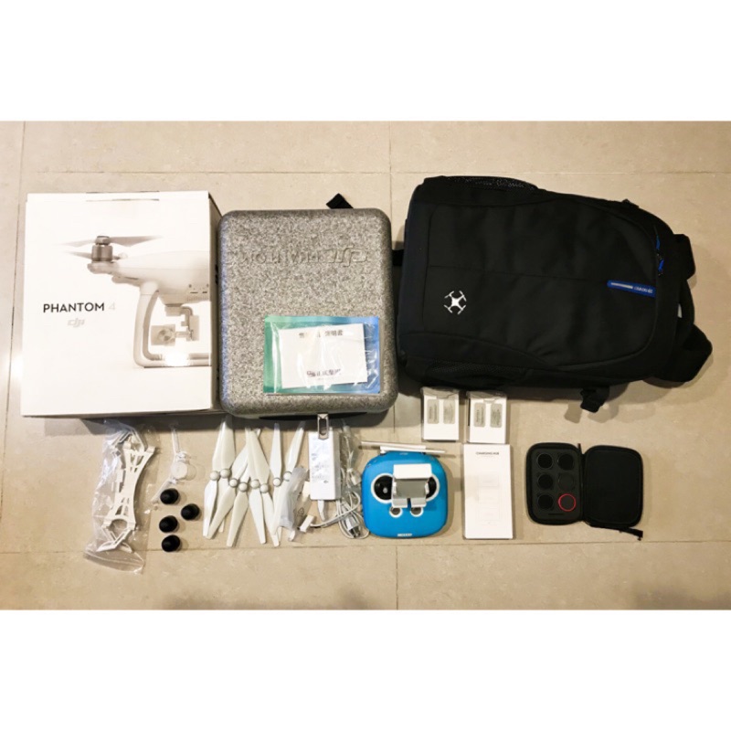 DJI P4 配件(槳座保護罩、電池管家、包包)