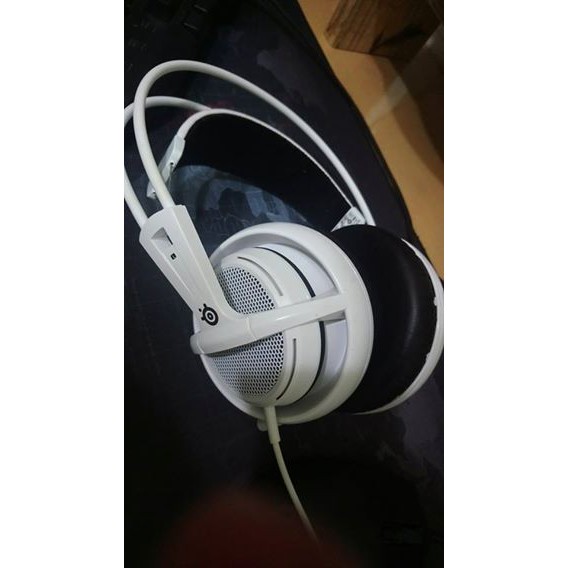 Steelseries siberia 200 賽瑞 西伯利亞 200 白色