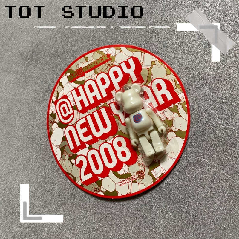 ‹ TOT.Studio › 庫柏力克熊 Be@rbrick 70% 2008 新年快樂 吊飾