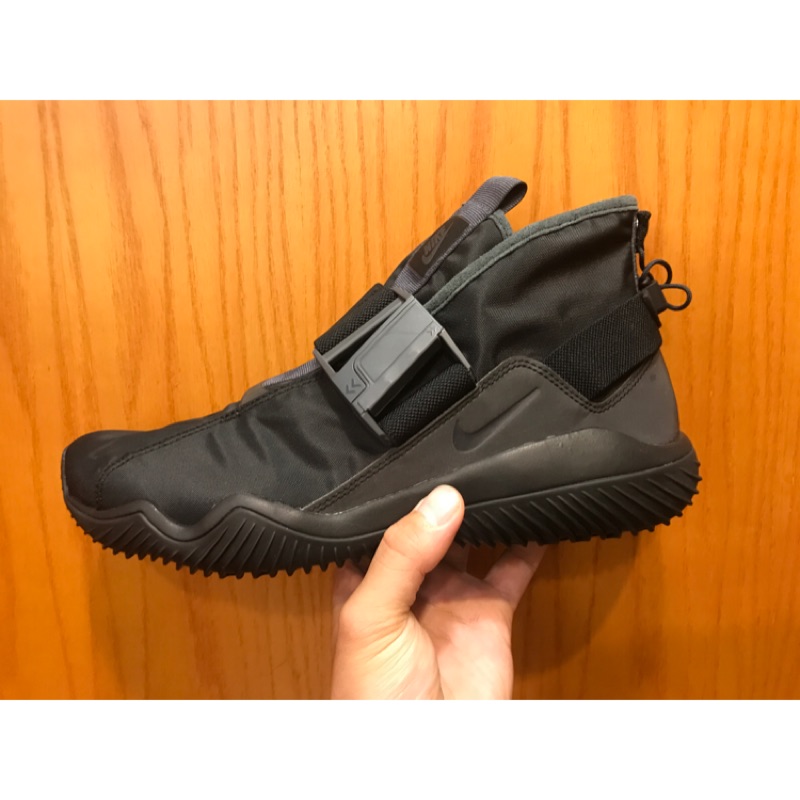 nike kmtr black