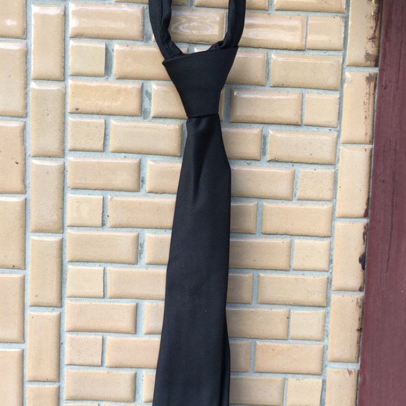 拉鍊式領帶💯畢業季要到了🎓搭配學士服⭕️