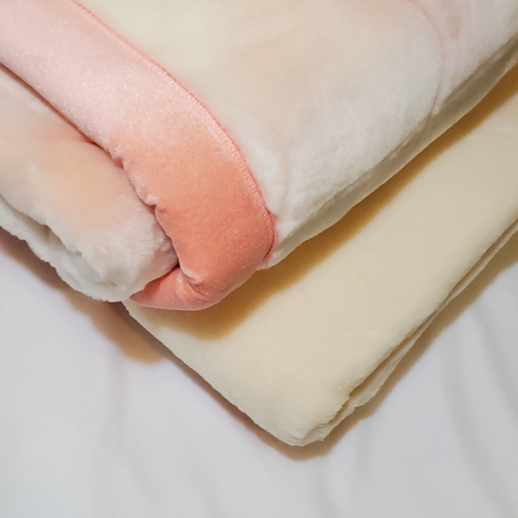 妮美龍 負離子 雙人毛毯裁半 180x115cm  (非妮芙露公司原裝品 屬於加工再製)