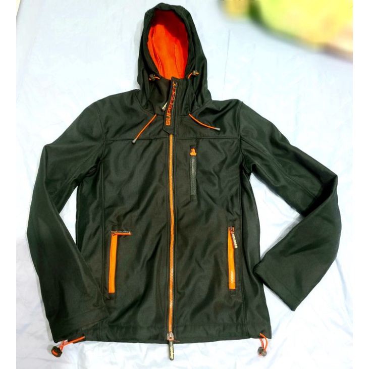 SUPERDRY 門市買7680 極度乾燥 98%新內刷毛 s墨綠潛水布料風衣外套 Hooded Windtrekker