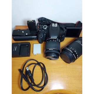 Canon EOS 600D 單機身+2電池+原廠充電器+18-55mm鏡頭+55-250mm鏡頭+2合1電池組+相機包