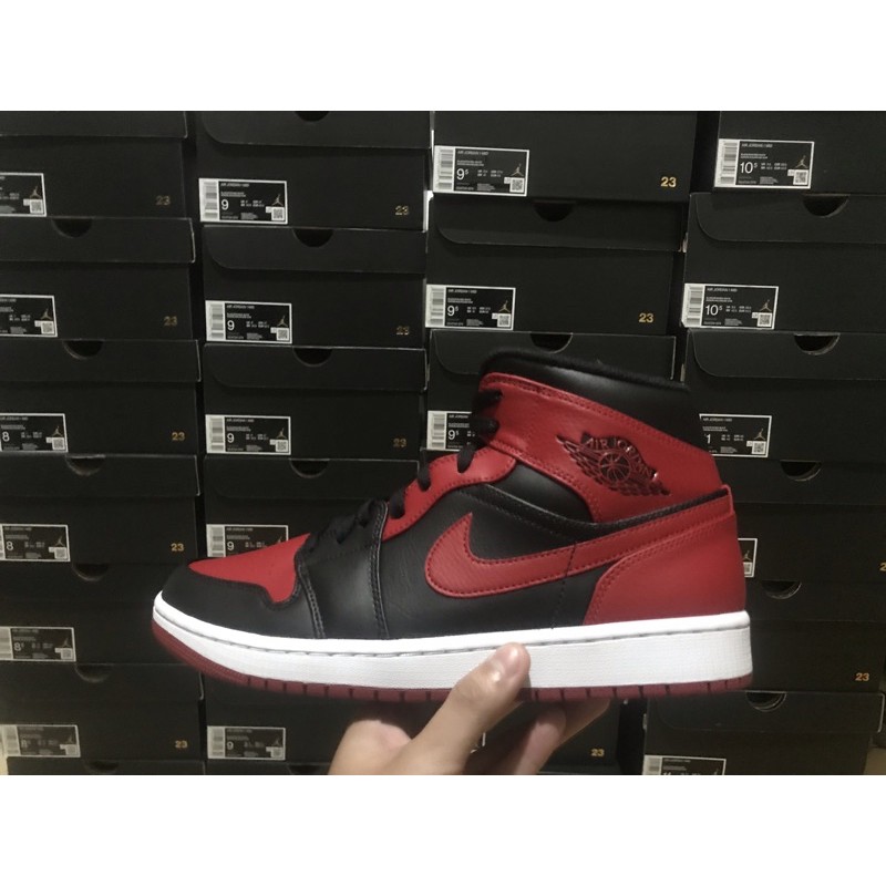 #現貨 JORDAN 1 MID BANNED 黑紅554724-074