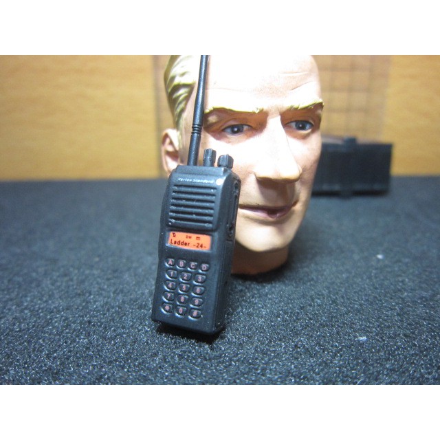 T2通信裝備 DAM突擊兵1/6無線電話機一個 mini模型