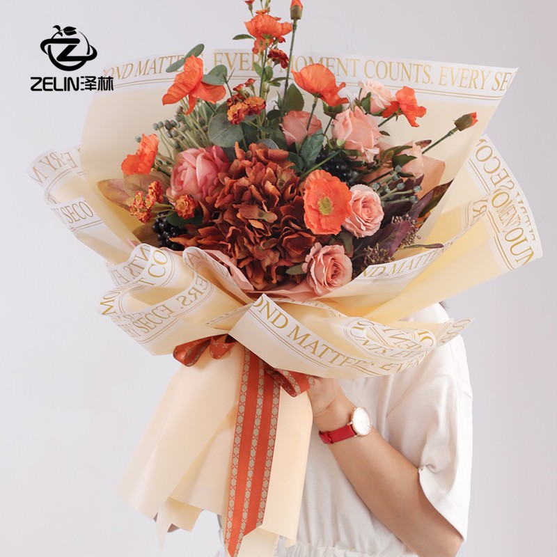 Yan 七夕新款白金唱片包花紙高檔英文燙金花束包裝紙情人節鮮花包裝紙 蝦皮購物