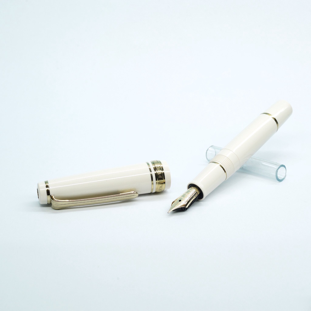 日本 寫樂 Sailor Professional Gear PG Slim Mini 14k 迷你短鋼 知性白