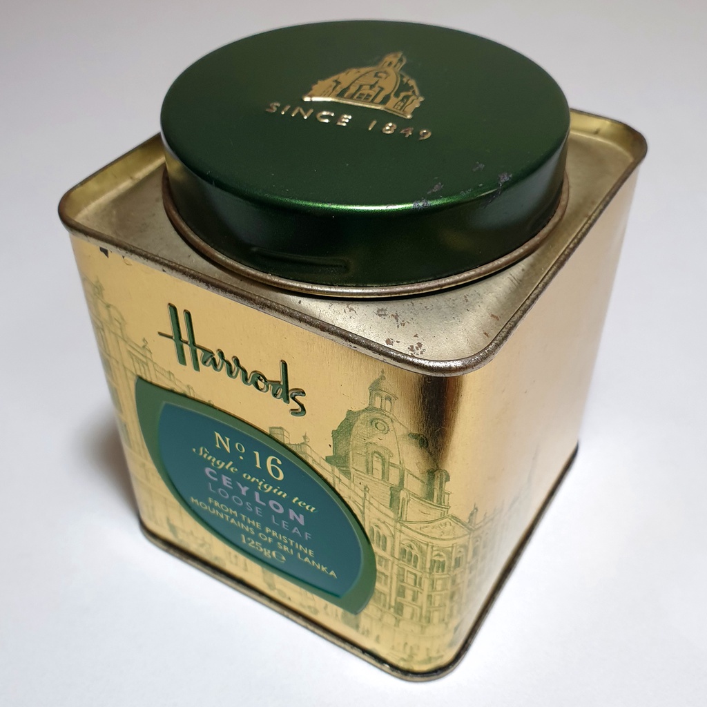 英國 Harrods 哈洛德 錫蘭 鐵盒 收納盒 茶葉罐 古物 懷舊 復古 收藏 佈置 擺飾 ♥ 正品 ♥ 現貨 ♥彡