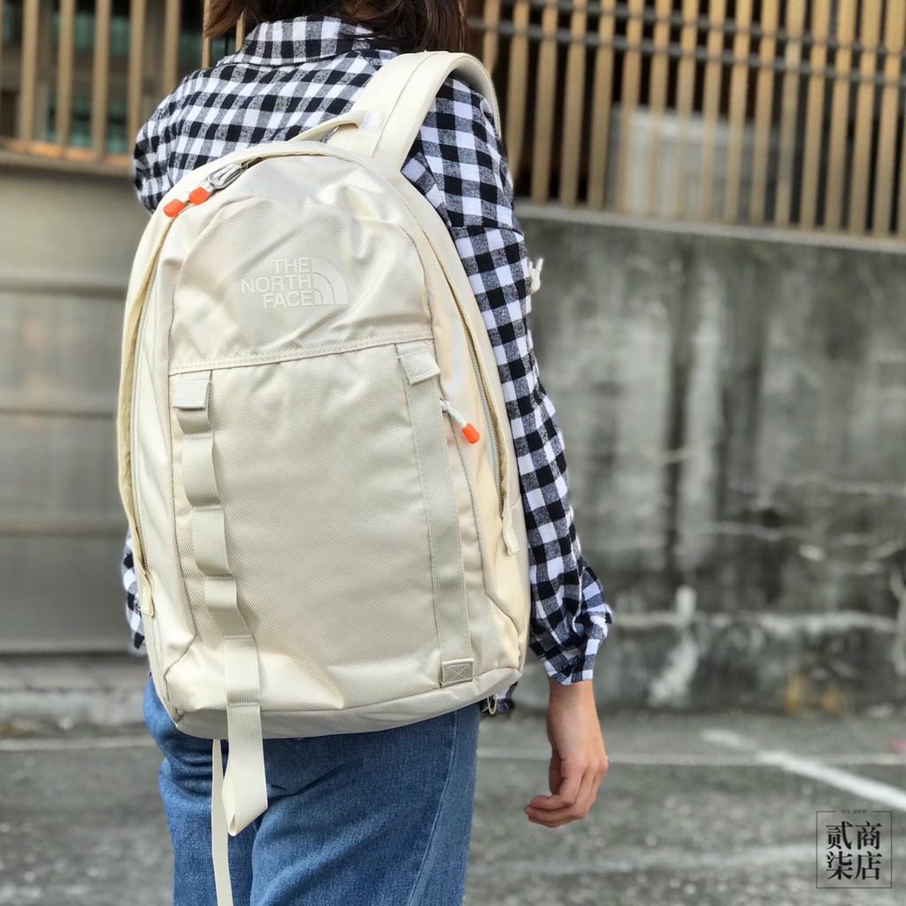 north face lineage pack