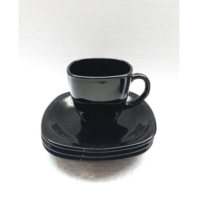 法國製Arcoroc 濃縮咖啡杯組，每組(含1杯+1盤)450元。