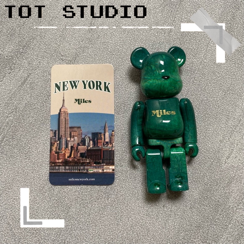 ‹ TOT.Studio › 庫柏力克熊 Be@rbrick 100% 紐約 40代 代數熊