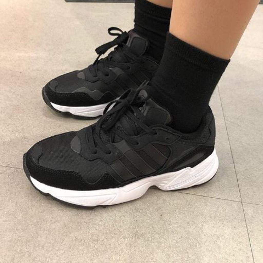 adidas ee3681