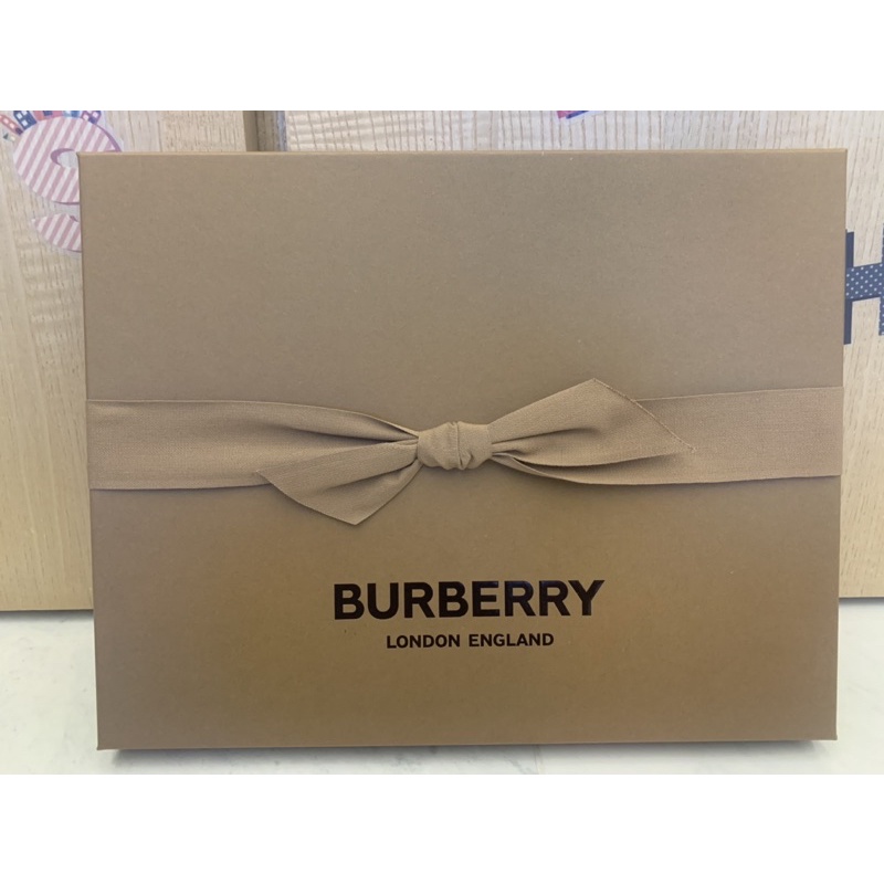 Burberry 紙盒+紙袋